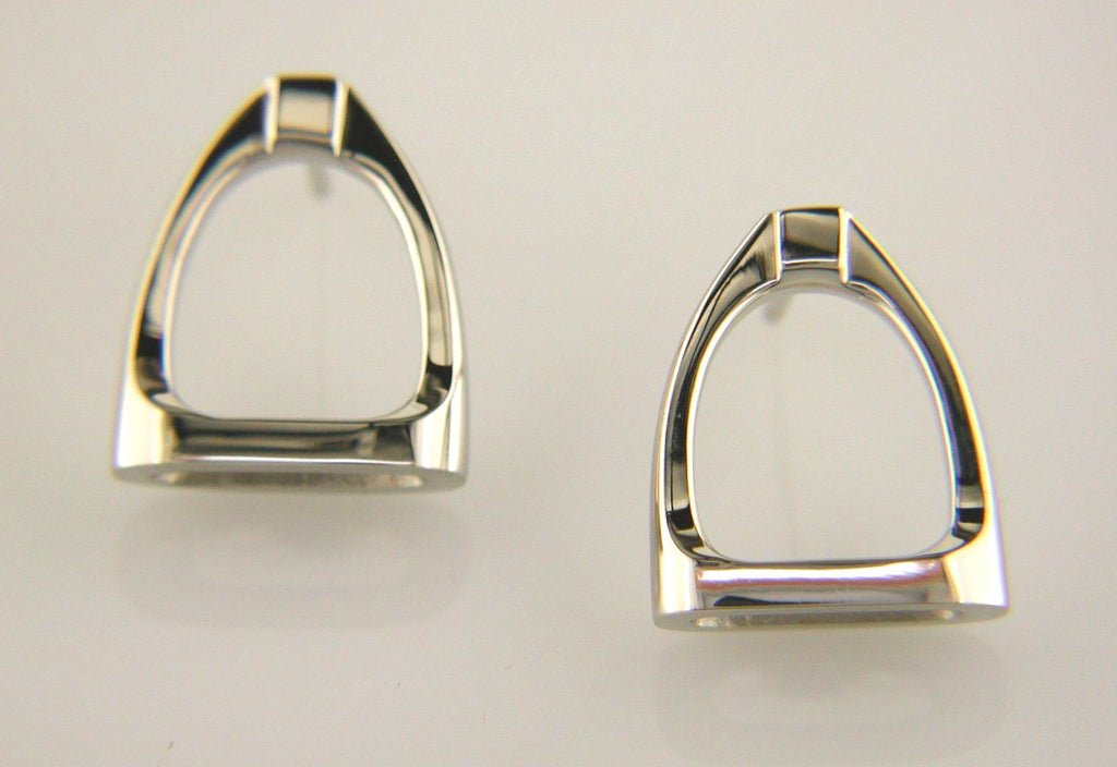 Stirrup Earrings in 14k Gold