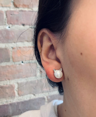 Kitty Cat Freash Water Pearl Earrings.