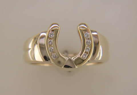 Horseshoe Ring in 14k Gold with Diamonds