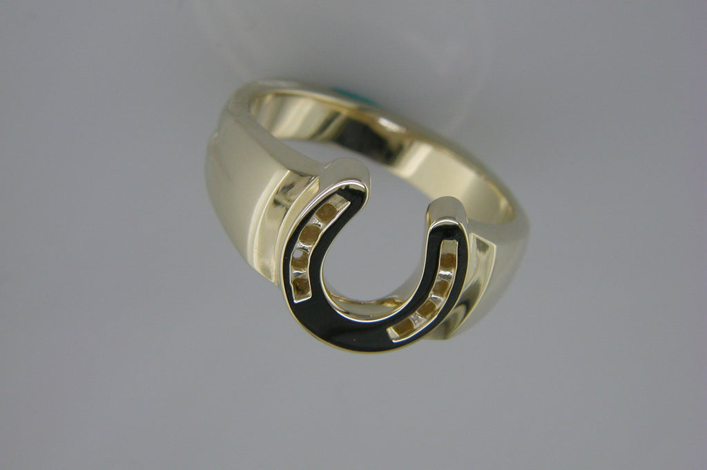 Horseshoe Ring in 14k Gold
